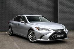 2023 Lexus
ES 300h Sports Luxury