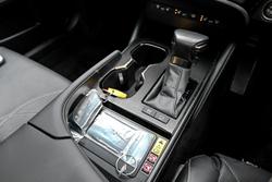 2023 Lexus
ES 300h Sports Luxury