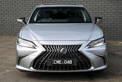 2023 Lexus
ES 300h Sports Luxury