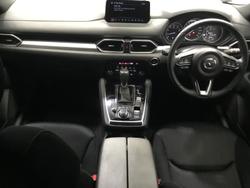 2022 Mazda
CX-8 Sport