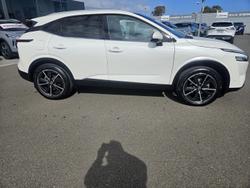 2023 Nissan
                QASHQAI Ti