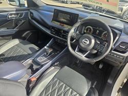 2023 Nissan
                QASHQAI Ti