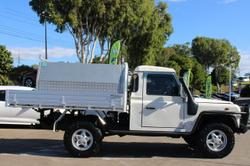 2000 Land Rover Defender