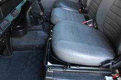 2000 Land Rover Defender