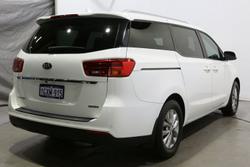 2019 Kia
Carnival Si