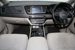 2019 Kia
Carnival Si
