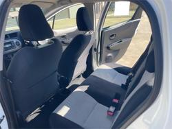 2013 Toyota Yaris YR NCP130R Glacier White