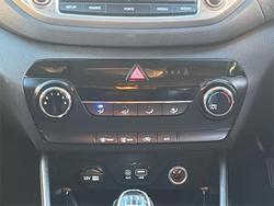 2015 Hyundai Tucson Active X TL Pure White