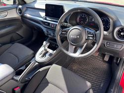 2023 Kia
                Cerato S