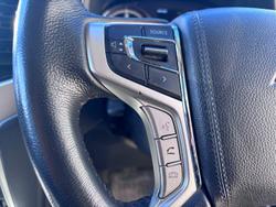 2021 Mitsubishi
Triton GLS