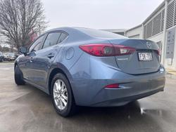 2014 Mazda
3 Maxx
