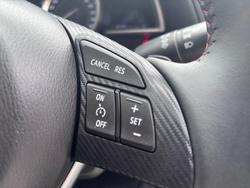2014 Mazda
3 Maxx