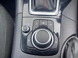 2014 Mazda
3 Maxx