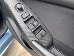 2014 Mazda
3 Maxx