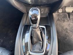 2019 Nissan
                X-TRAIL ST-L