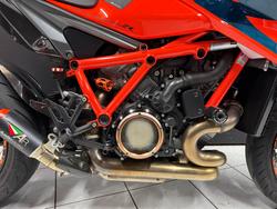 2021 KTM 1290 SUPER DUKE R Orange