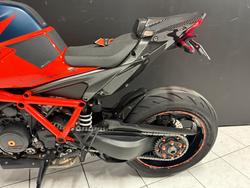 2021 KTM 1290 SUPER DUKE R Orange