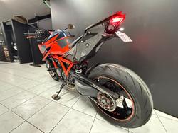 2021 KTM 1290 SUPER DUKE R Orange