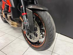 2021 KTM 1290 SUPER DUKE R Orange