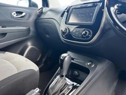 2016 Renault Captur Expression J87 Blue