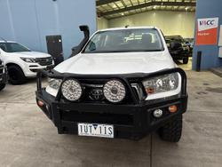2019 Toyota
Hilux SR
