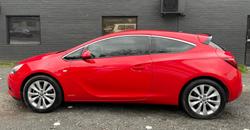 2012 Opel Astra GTC AS Power Red