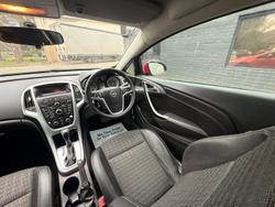 2012 Opel Astra GTC AS Power Red