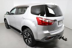2019 Isuzu
MU-X LS-U