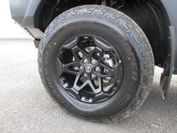 2024 Nissan
Navara SL Warrior
