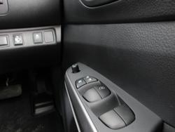 2024 Nissan
Navara SL Warrior