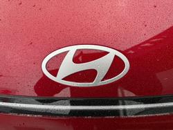 2025 Hyundai
Kona Hybrid Elite