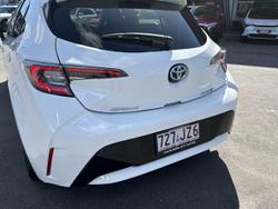 2022 Toyota
Corolla Ascent Sport Hybrid