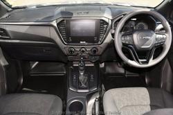 2025 Isuzu
D-MAX X-RIDER
