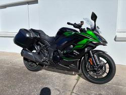 2024 Kawasaki NINJA 1000SX GREEN