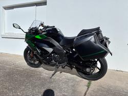 2024 Kawasaki NINJA 1000SX GREEN