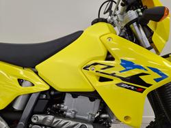2025 Suzuki DR-Z400E Yellow