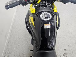 2019 Suzuki V-STROM 250 (DL250A) BLACK/YELLOW