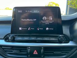 2022 Kia Cerato S BD MY22 Clear White