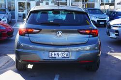 2019 Holden
Astra R