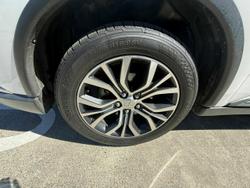 2017 Mitsubishi
Outlander ES