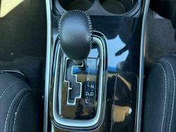 2017 Mitsubishi
Outlander ES