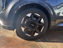 2024 Kia
Carnival GT-Line