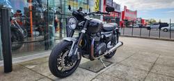 2024 Triumph BONNEVILLE SPEED TWIN 1200 MAROON