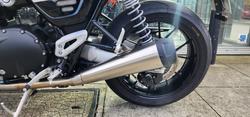 2024 Triumph BONNEVILLE SPEED TWIN 1200 MAROON