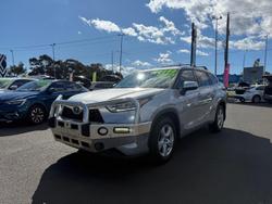 2022 Toyota
                Kluger GX