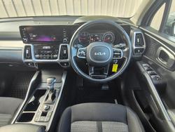 2022 Kia
Sorento Sport