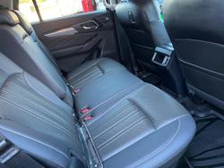 2021 Isuzu
MU-X LS-T