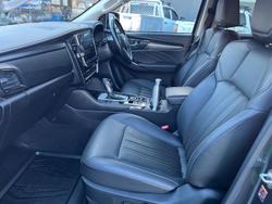 2021 Isuzu
MU-X LS-T