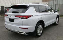 2024 Mitsubishi
                Outlander LS