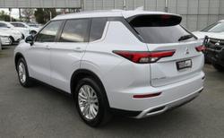 2024 Mitsubishi
                Outlander LS